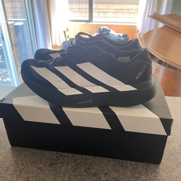 Adidas Evo SL - Picture 1 of 6